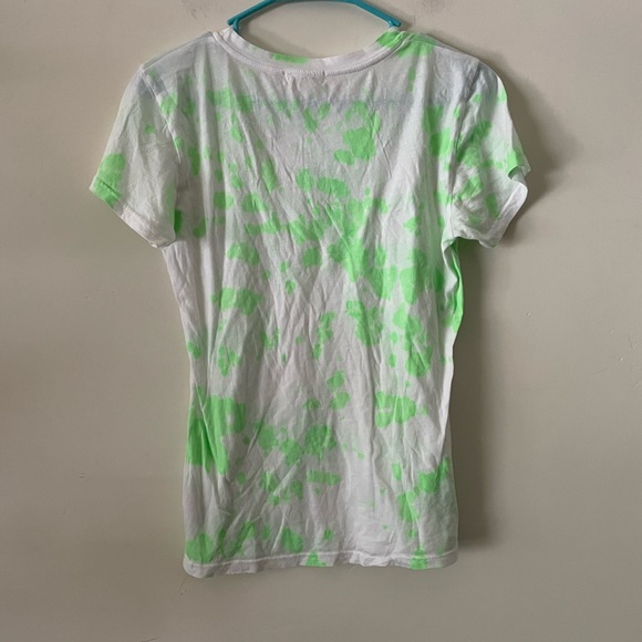 SUNDRY ladies size 1. White t shirt with light green spots. New. Short sleeve - Picture 2 of 3